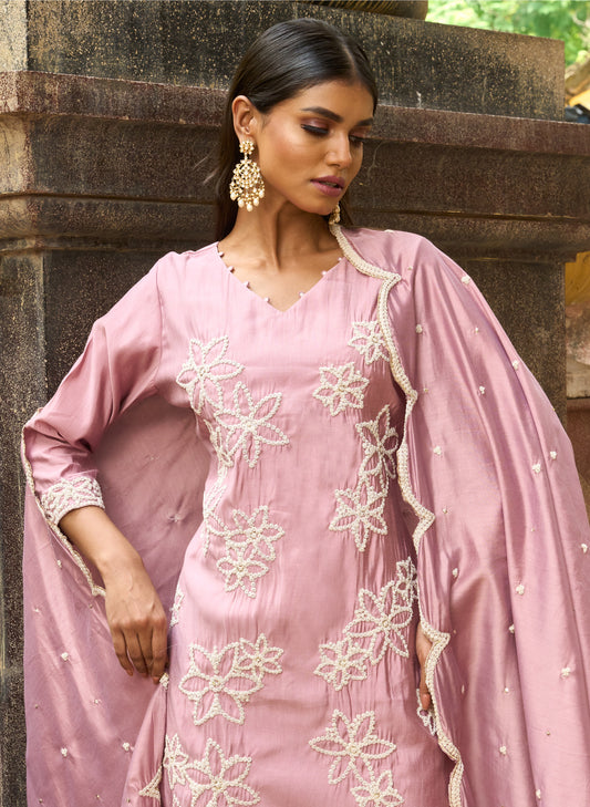 Onion Pink Solid Muslin Straight Pant Suit Set