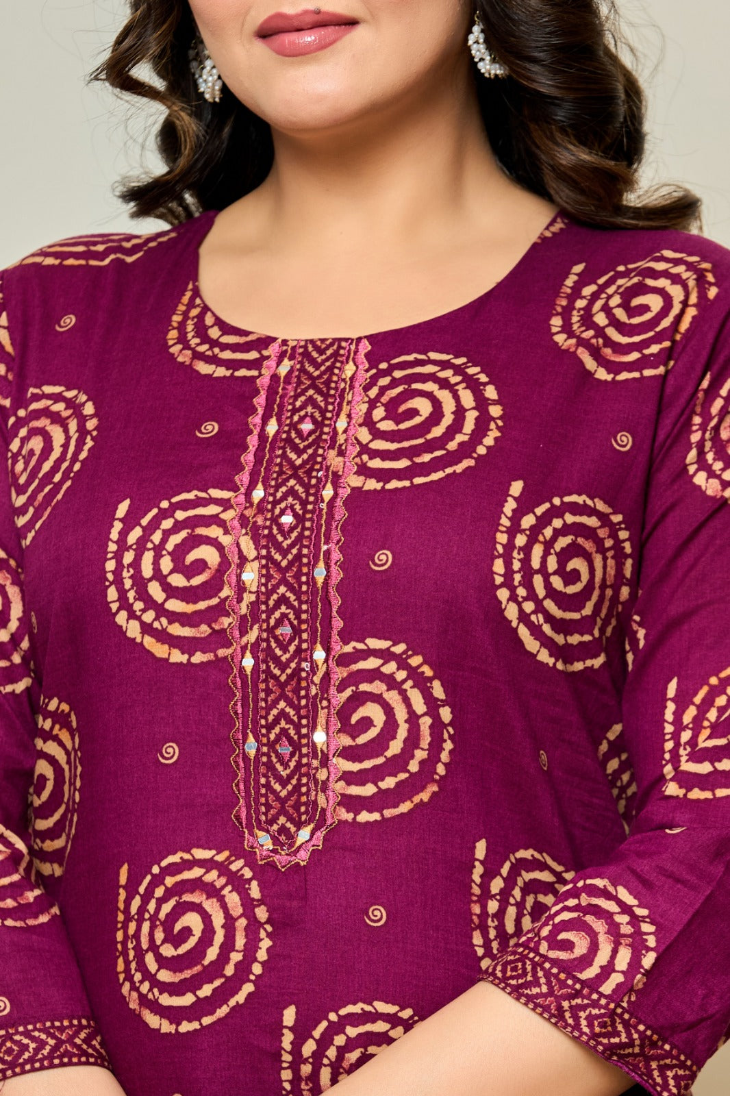 Maroon Geometric Straight Pant Suit Set with Mirror Work